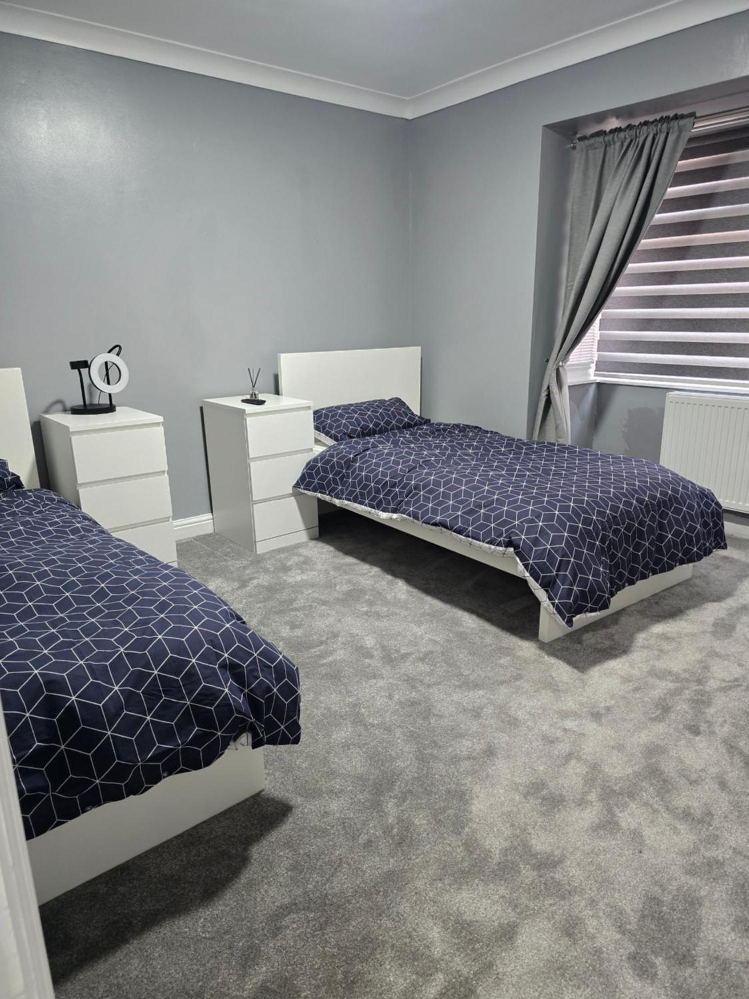 Manchester - House - Sleeps 6 - Parking - Garden Dış mekan fotoğraf